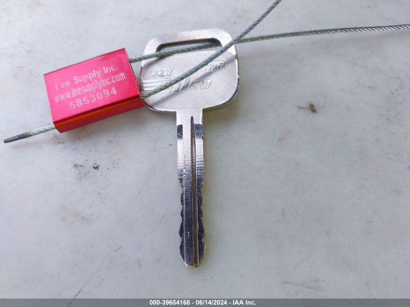 2008 Toyota Yaris VIN: JTDBT903284008863 Lot: 39654168