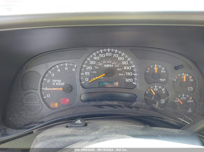 2004 Chevrolet Silverado 1500 Z71 VIN: 2GCEK19T441281474 Lot: 39654205