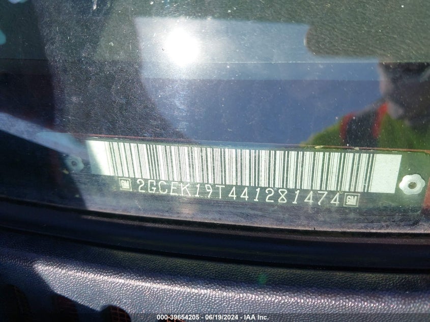 2004 Chevrolet Silverado 1500 Z71 VIN: 2GCEK19T441281474 Lot: 39654205