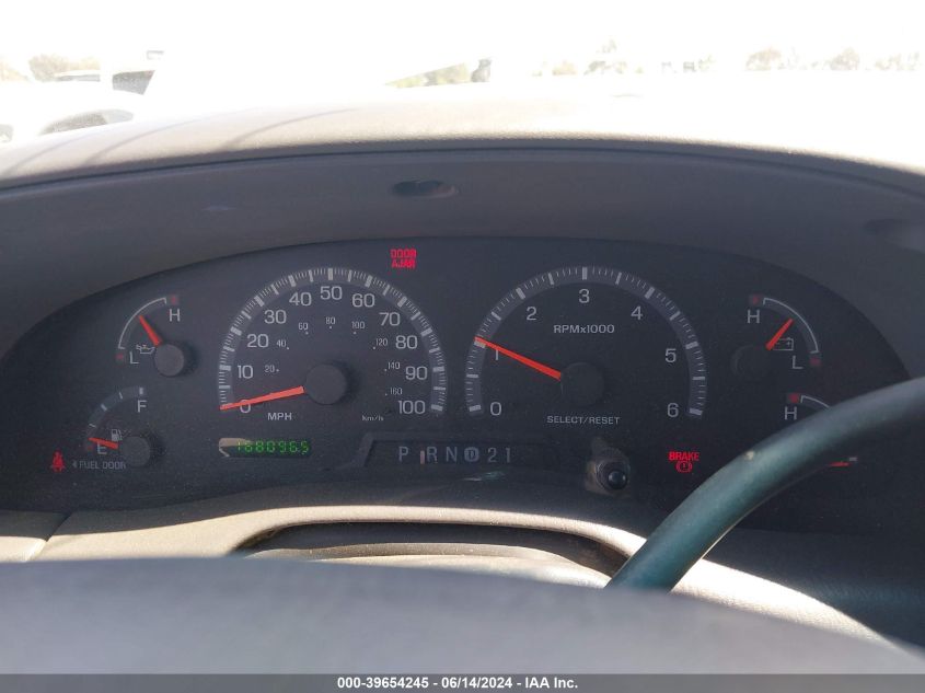 2001 Ford F-150 King Ranch Edition/Lariat/Xlt VIN: 1FTRW08L71KB37138 Lot: 39654245