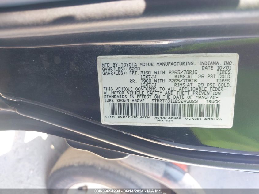 2002 Toyota Tundra Ltd V8 VIN: 5TBRT38112S243029 Lot: 39654294