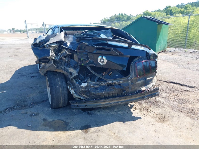 2005 Ford Mustang V6 Deluxe/V6 Premium VIN: 1VVFT80N955211412 Lot: 39654547