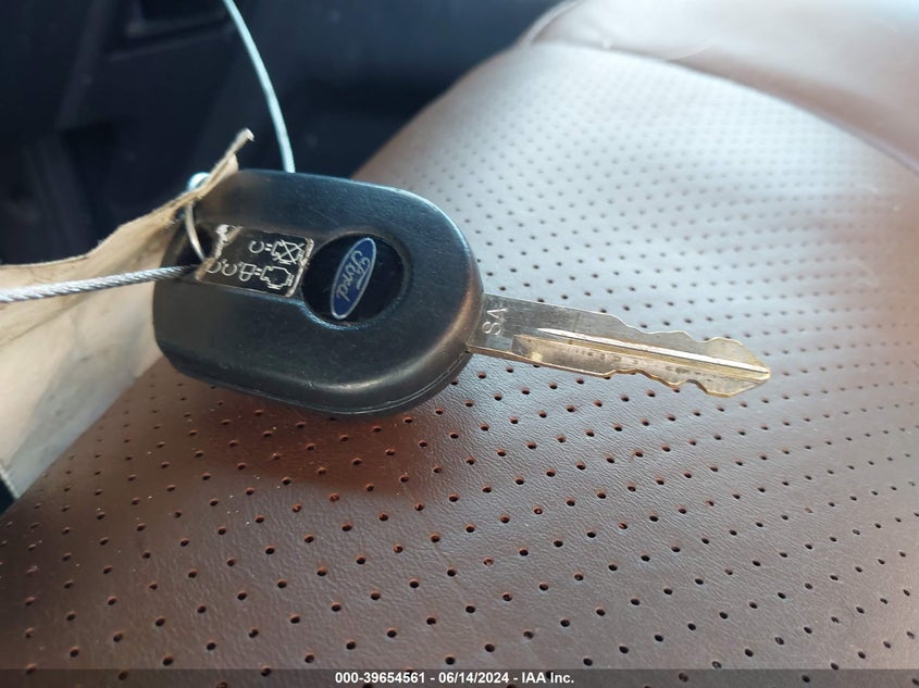 2015 Ford F-250 Lariat VIN: 1FT7W2BT1FEA92747 Lot: 39654561