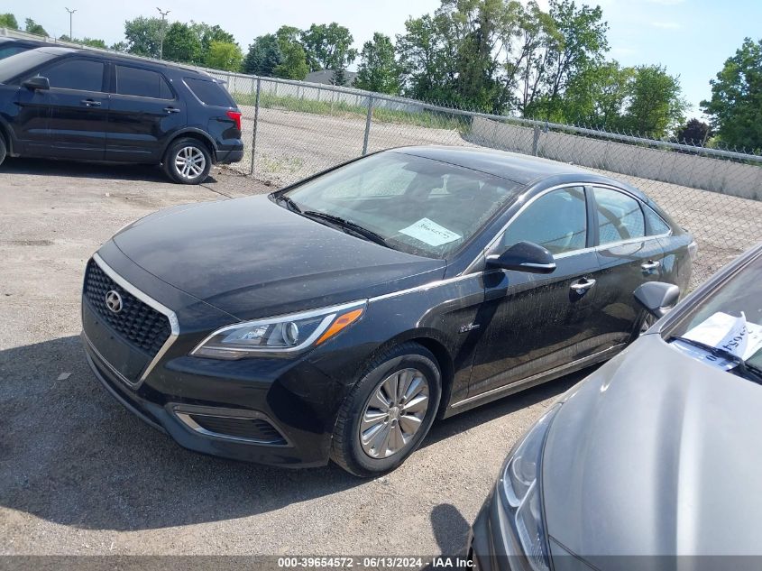 2016 Hyundai Sonata Hybrid Se VIN: KMHE24L11GA035352 Lot: 39654572