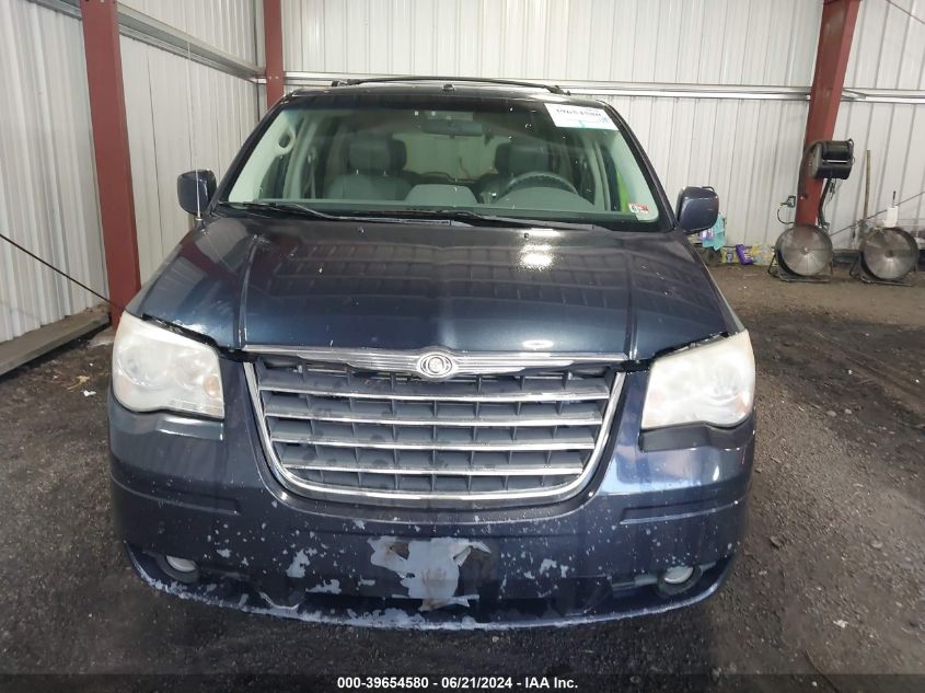 2008 Chrysler Town & Country Touring VIN: 2A8HR54P08R821851 Lot: 39654580