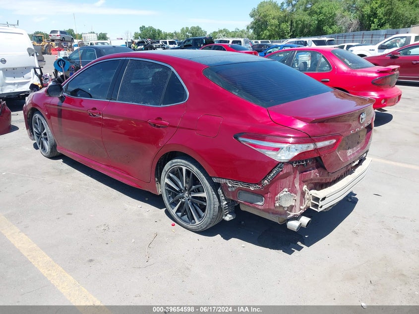 2018 TOYOTA CAMRY XSE - 4T1B61HK8JU649585