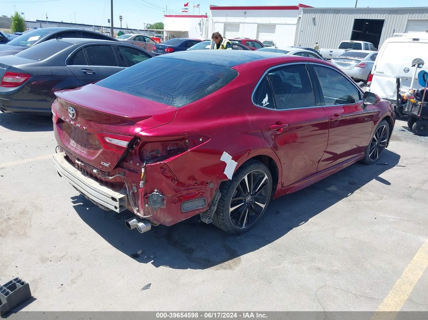 2018 TOYOTA CAMRY XSE - 4T1B61HK8JU649585