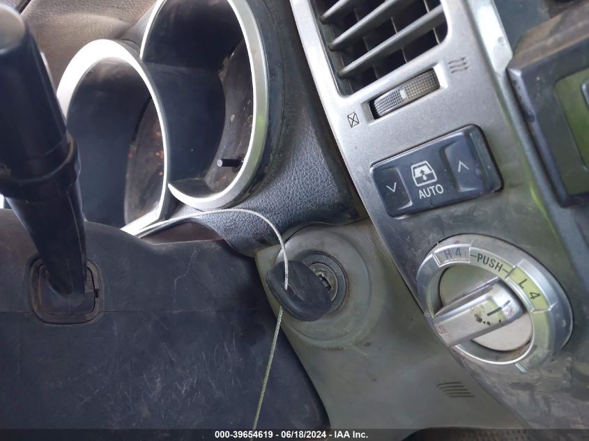 2008 Toyota 4Runner Sport V8 VIN: JTEBT14R28K002150 Lot: 39654619