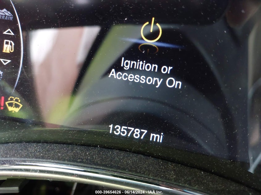 2015 Jeep Grand Cherokee Limited VIN: 1C4RJFBG9FC922159 Lot: 39654626