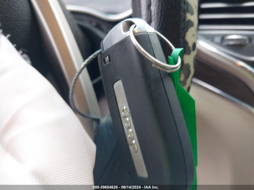 2015 Jeep Grand Cherokee Limited VIN: 1C4RJFBG9FC922159 Lot: 39654626