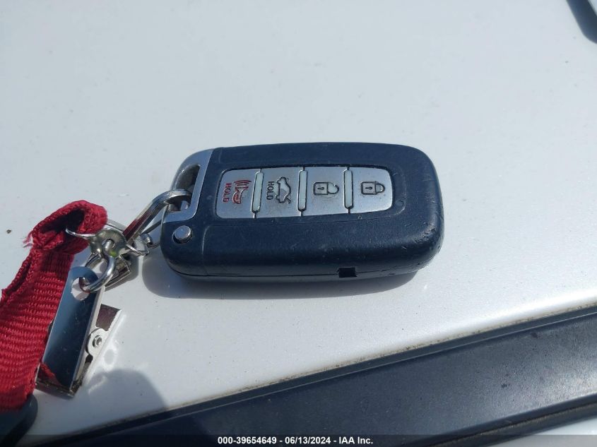 2013 Hyundai Sonata Hybrid VIN: KMHEC4A42DA084288 Lot: 39654649