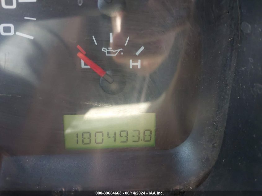 2005 Ford F-150 Stx/Xl/Xlt VIN: 1FTRF12295NC01917 Lot: 39654663