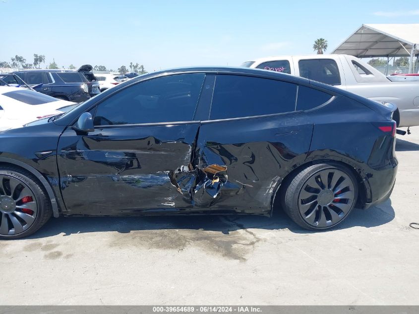 2024 Tesla Model Y Performance Dual Motor All-Wheel Drive VIN: 7SAYGDEF2RF059166 Lot: 39654689