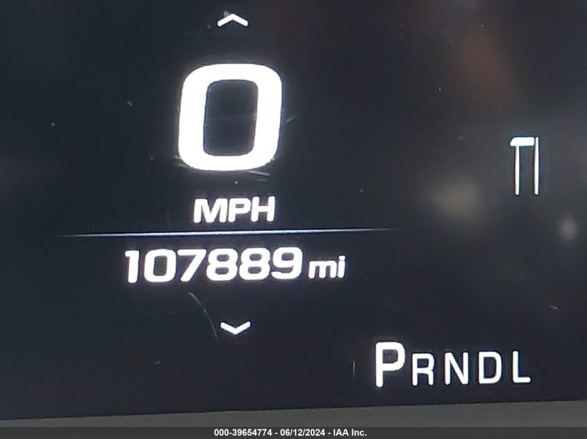 2017 GMC Yukon Slt VIN: 1GKS1BKC5HR360997 Lot: 39654774