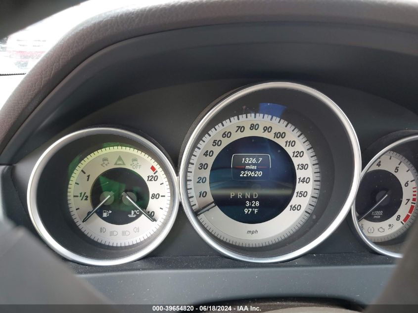 2012 Mercedes-Benz C 250 Luxury/Sport VIN: WDDGF4HB9CR202593 Lot: 39654820