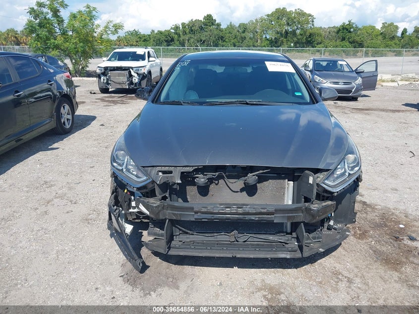 VIN 5NPE24AF5KH803581 2019 HYUNDAI SONATA SE
