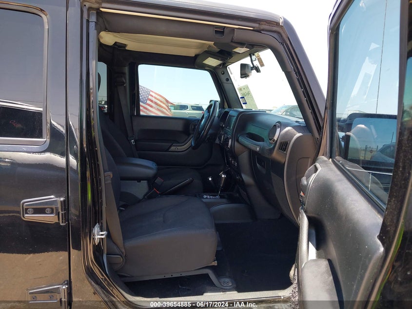 VIN 1C4BJWDG4JL837320 2018 JEEP WRANGLER JK UNLIMITED SPORT S 4X4