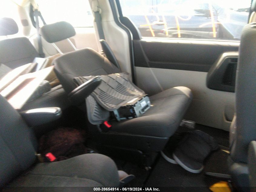 2010 Dodge Grand Caravan Se VIN: 2D4RN4DE9AR454943 Lot: 39654914