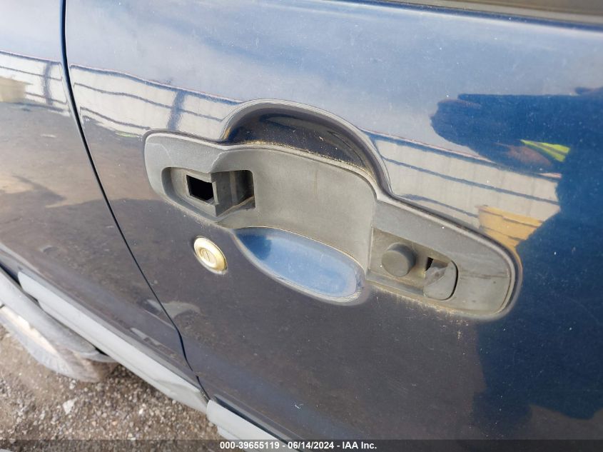 2003 Chevrolet Tracker Hard Top Zr2 VIN: 2CNBJ734836935092 Lot: 39655119