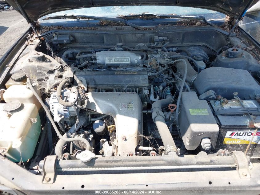 1993 Toyota Camry Le VIN: 4T1SK12E1PU230694 Lot: 39655283