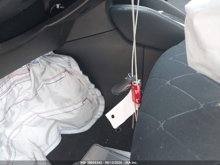 2019 Nissan Kicks Sr VIN: 3N1CP5CU4KL550055 Lot: 39655342