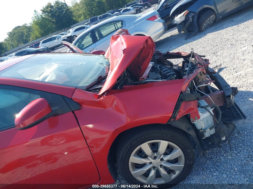 2017 Toyota Corolla Le VIN: 5YFBURHE1HP736836 Lot: 39655377