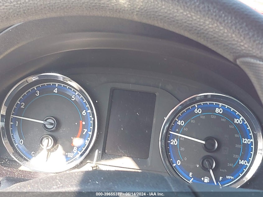 2017 Toyota Corolla Le VIN: 5YFBURHE1HP736836 Lot: 39655377