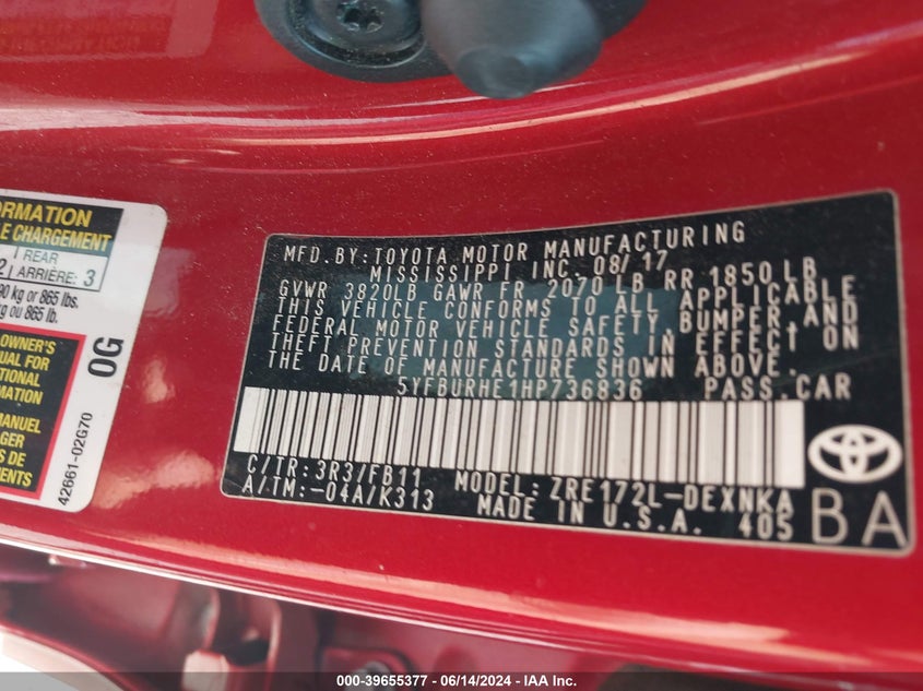 2017 Toyota Corolla Le VIN: 5YFBURHE1HP736836 Lot: 39655377