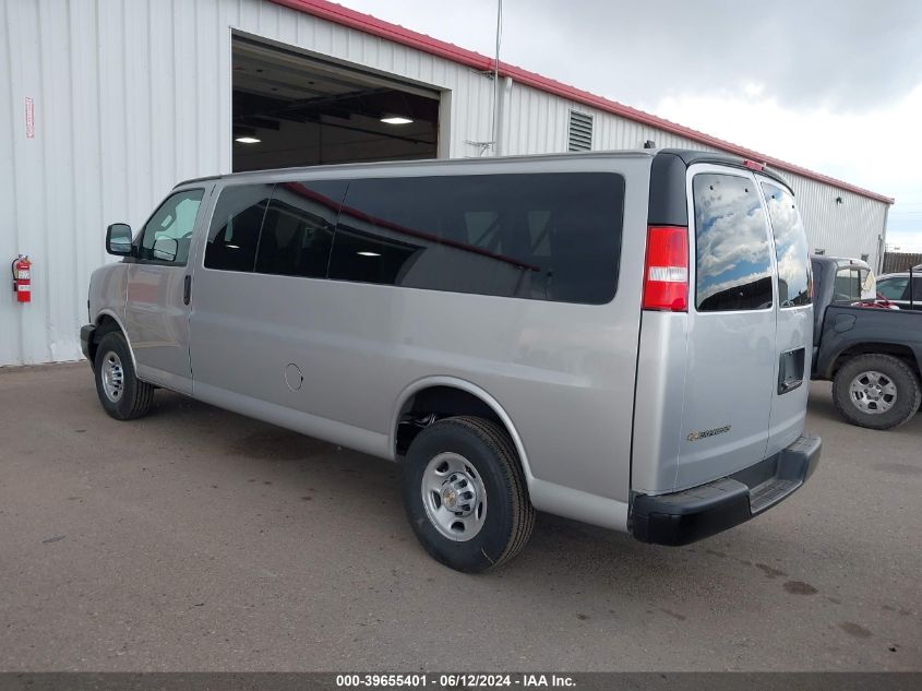 2024 Chevrolet Express Passenger Rwd 3500 Extended Wheelbase Ls VIN: 1GAZGNFP3R1199372 Lot: 39655401