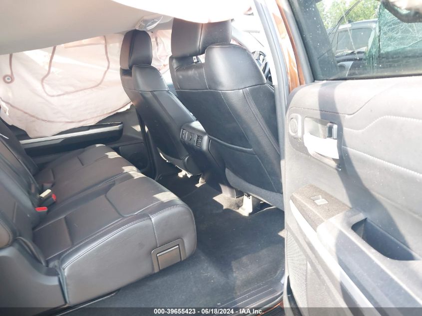 2017 Toyota Tundra Limited 5.7L V8 VIN: 5TFHW5F11HX648545 Lot: 39655423