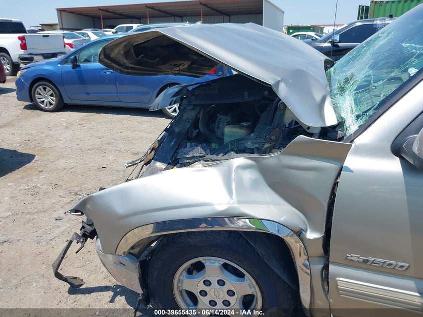 2000 Chevrolet Silverado 1500 Ls VIN: 2GCEC19T1Y1305670 Lot: 39655435