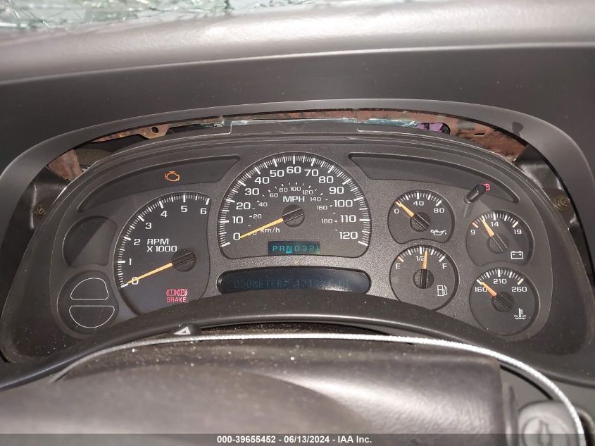 2004 Chevrolet Tahoe Lt VIN: 1GNEC13ZX4R120202 Lot: 39655452