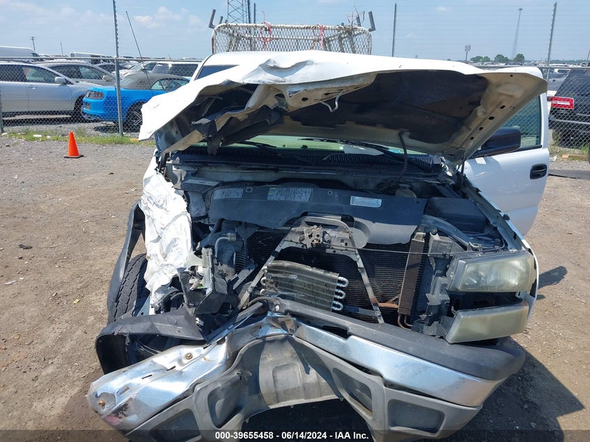 2003 Chevrolet Silverado C2500 VIN: 1GBGC24U03Z348142 Lot: 39655458