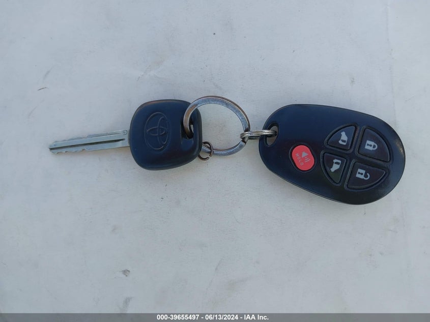 2014 Toyota Sienna Le V6 8 Passenger VIN: 5TDKK3DC5ES409298 Lot: 39655497