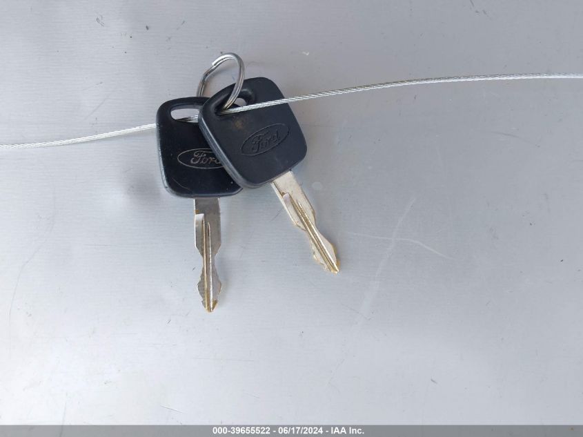 2000 Ford Expedition Eddie Bauer VIN: 1FMPU18L2YLA47625 Lot: 39655522