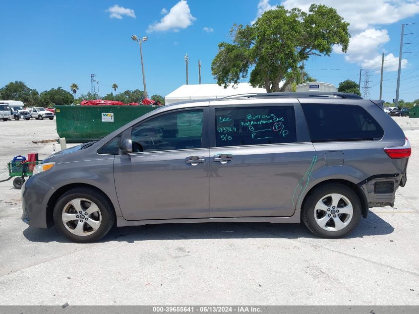 2018 Toyota Sienna Le 8 Passenger VIN: 5TDKZ3DC1JS923641 Lot: 39655641