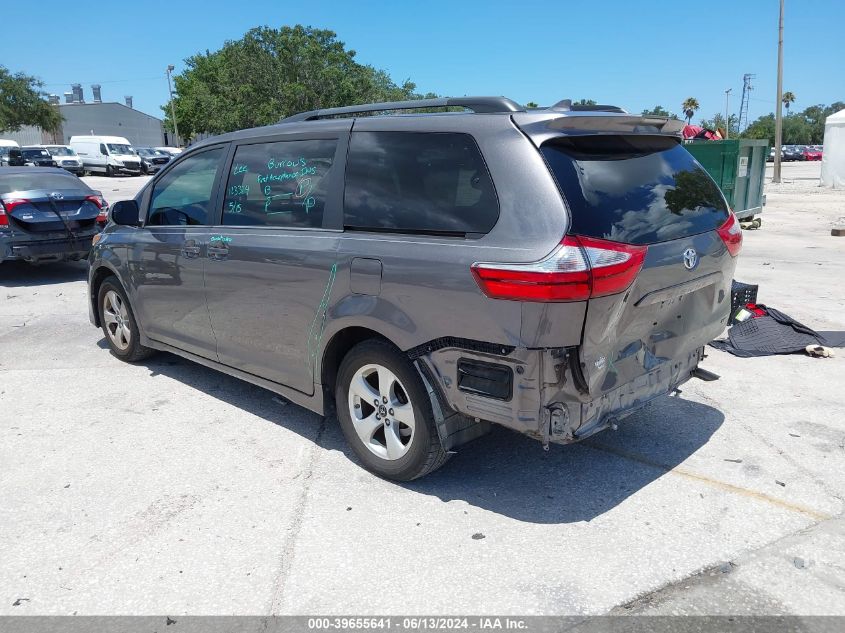 2018 Toyota Sienna Le 8 Passenger VIN: 5TDKZ3DC1JS923641 Lot: 39655641