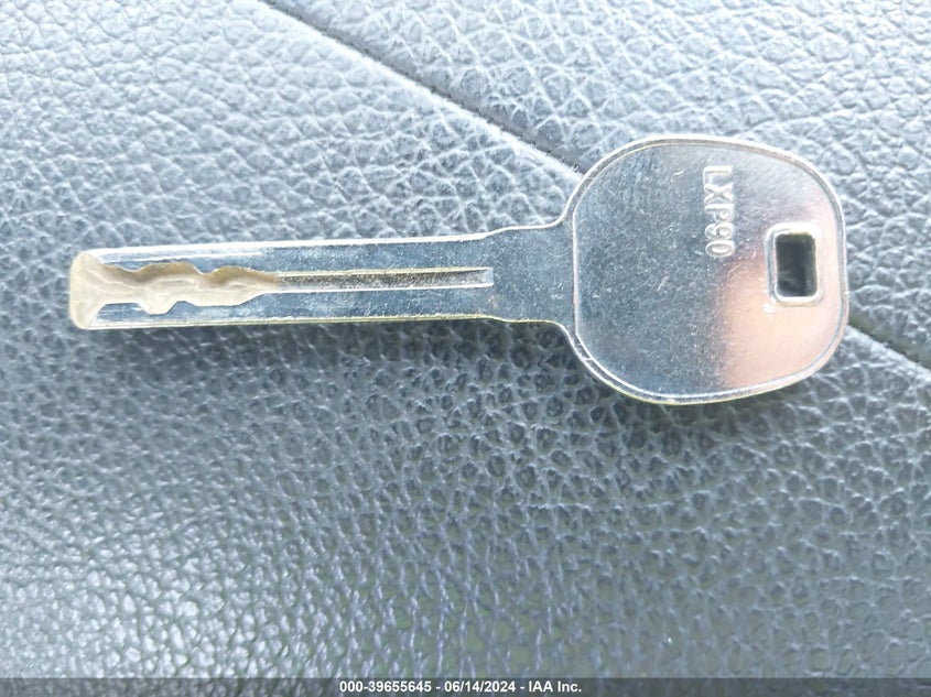 2011 Kia Sorento Lx VIN: 5XYKT3A17BG079950 Lot: 39655645