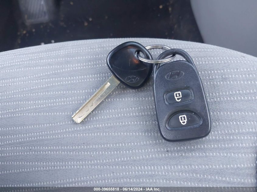 2015 Hyundai Accent Gls VIN: KMHCT4AE2FU866737 Lot: 39655818