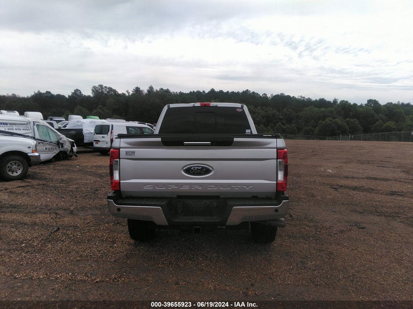 2017 Ford F-250 Lariat VIN: 1FT7W2BT7HEF06794 Lot: 39655923