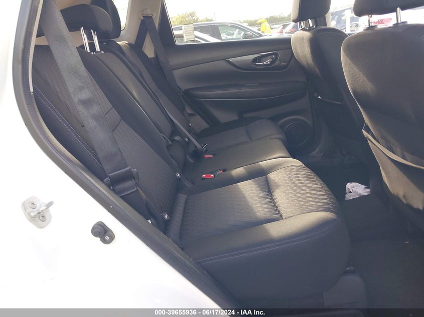 2017 Nissan Rogue Sv VIN: KNMAT2MV0HP509487 Lot: 39655936