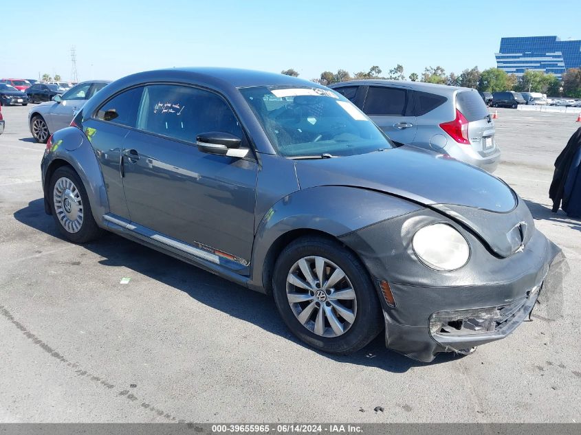 2013 Volkswagen Beetle 2.5L Entry VIN: 3VWFP7ATXDM666452 Lot: 39655965