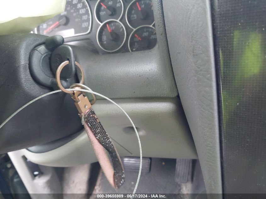 2004 GMC Envoy Sle VIN: 1GKDT13S842433205 Lot: 39655989