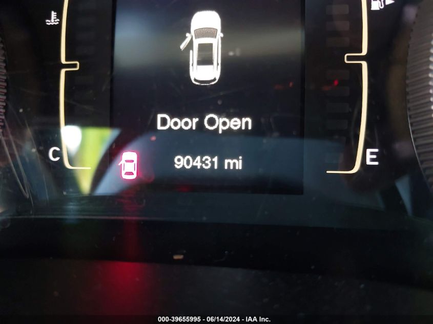 2015 Jeep Cherokee Latitude VIN: 1C4PJLCB7FW71154 Lot: 39655995