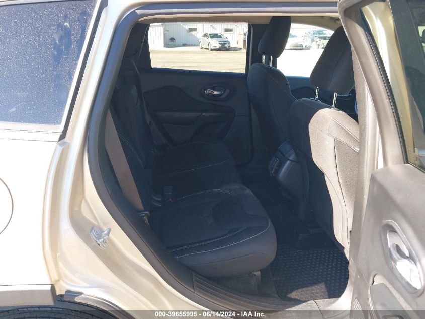 2015 Jeep Cherokee Latitude VIN: 1C4PJLCB7FW71154 Lot: 39655995