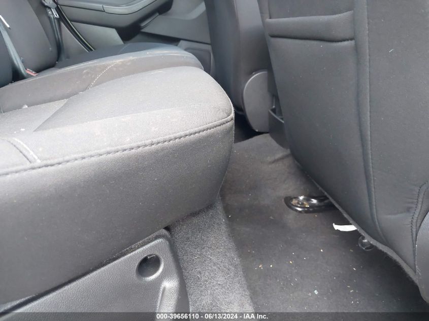 2018 Ford Focus Se VIN: 1FADP3K23JL326927 Lot: 39656110