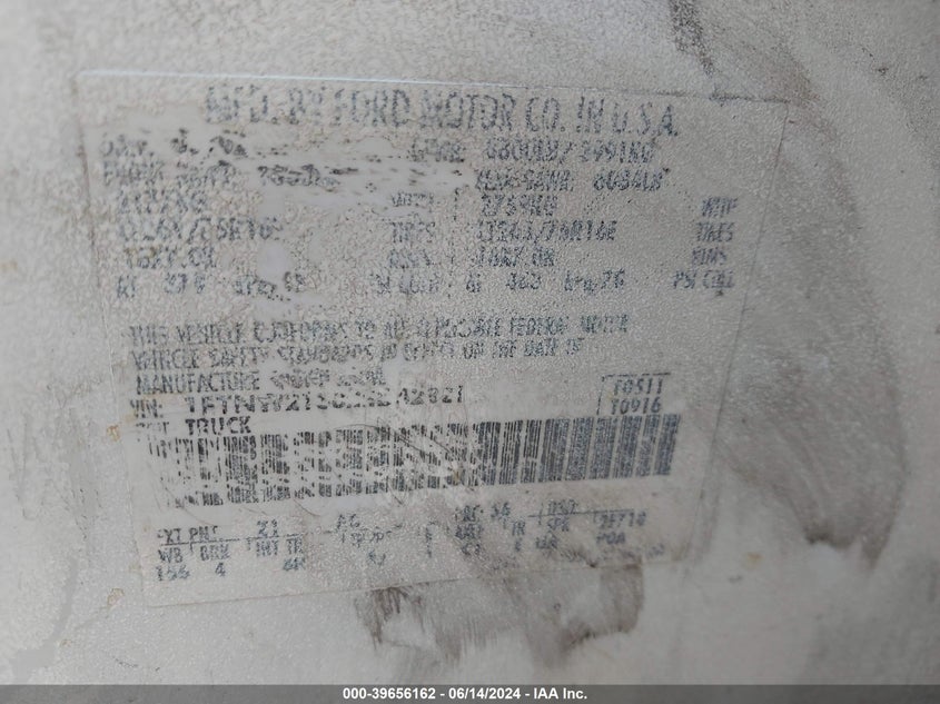 2002 Ford F-250 Lariat/Xl/Xlt VIN: 1FTNW21S82ED42821 Lot: 39656162