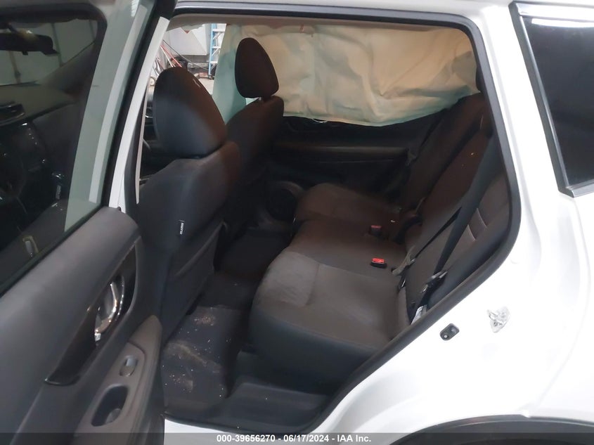 2017 Nissan Rogue Sv VIN: 5N1AT2MV1HC887126 Lot: 39656270