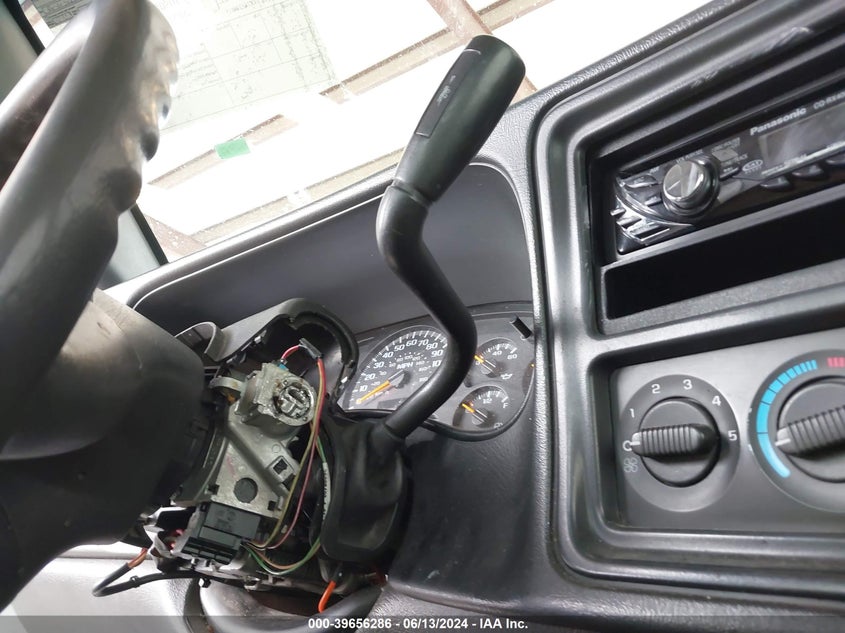 2004 Chevrolet Silverado 1500 Work Truck VIN: 1GCEC14X74Z349815 Lot: 39656286