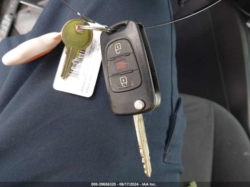 2012 Kia Soul + VIN: KNDJT2A68C7461050 Lot: 39656328